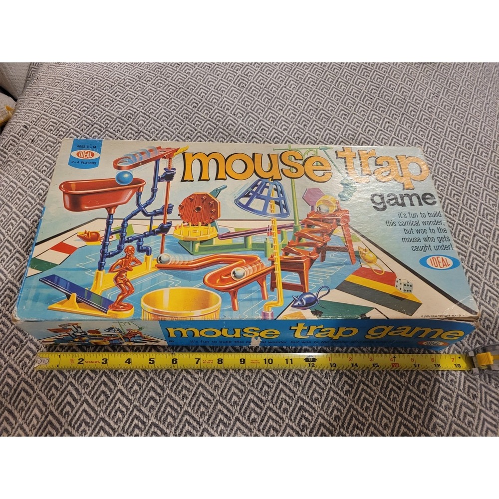 Vintage 1970 Mouse Hunt By Ideal Toy Corporations, See Description